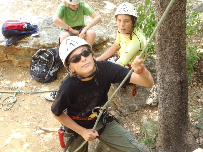 Village Camps International Summer Camp Ard&egrave;che, France 2019-07-26 https://www.villagecamps.com/journals_admin/images/66-9-Tomi on beelay.jpg